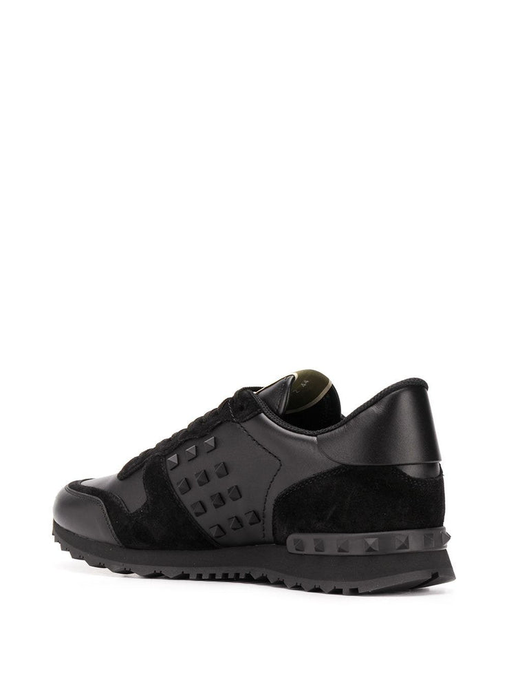 Valentino Garavani Rockstud low-top Trainers in Black