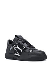 Valentino Garavani VL7N Low-top Trainers in Black